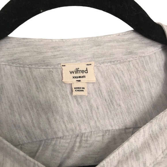 Wilfred Aritzia Grey Cardigan top - Picture 2 of 9